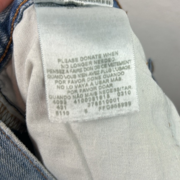 Vintage Levi’s 501 Premium distressed cutoff denim shorts - Picture 6 of 6